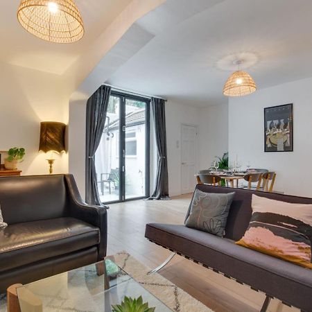 Central Brighton Flat, 3 Bedrooms, Sleeps 6, Close To Shops And Beach Екстериор снимка