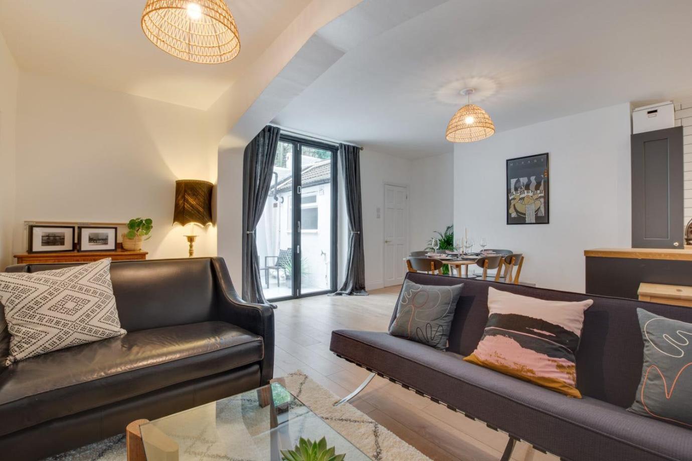 Central Brighton Flat, 3 Bedrooms, Sleeps 6, Close To Shops And Beach Екстериор снимка